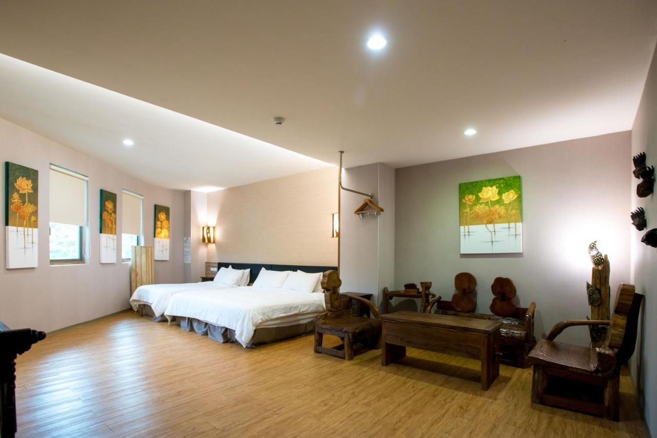 מלון אנפינג Tainan Julie'S Garden 峰情文旅 מראה חיצוני תמונה