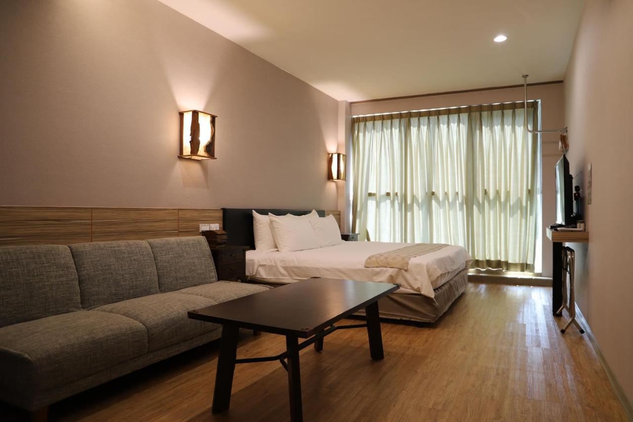 מלון אנפינג Tainan Julie'S Garden 峰情文旅 מראה חיצוני תמונה