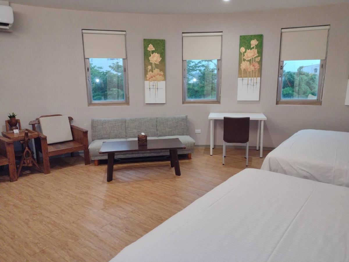 מלון אנפינג Tainan Julie'S Garden 峰情文旅 מראה חיצוני תמונה